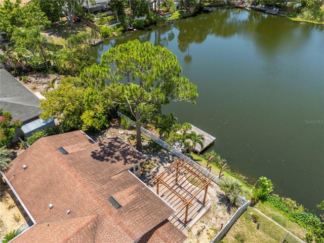 914 CARLTON ROAD, Tarpon Springs, FL 34689