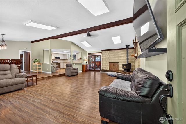 21005 197th Avenue E, Orting, WA 98360