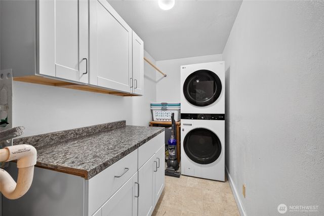 21005 197th Avenue E, Orting, WA 98360
