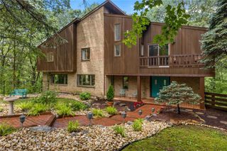 3385 Woodbridge Circle, Bethlehem City, PA 18017