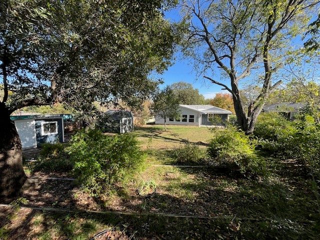 741 14th Street, Grand Prairie, TX 75050