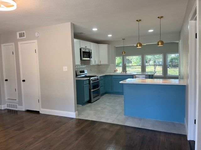 741 14th Street, Grand Prairie, TX 75050