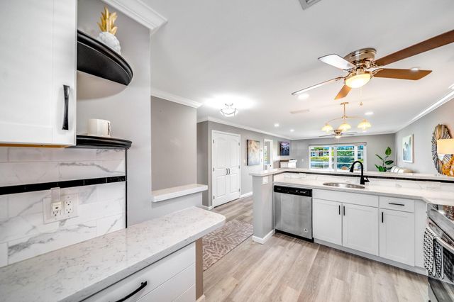 154 Lake Dora Drive, West Palm Beach, FL 33411