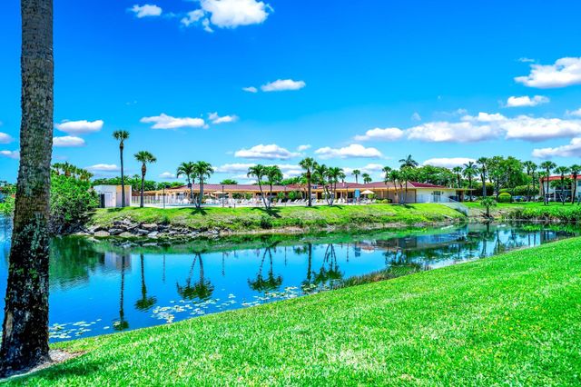 154 Lake Dora Drive, West Palm Beach, FL 33411