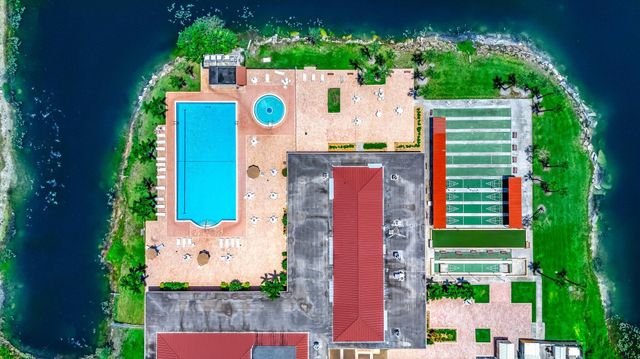 154 Lake Dora Drive, West Palm Beach, FL 33411