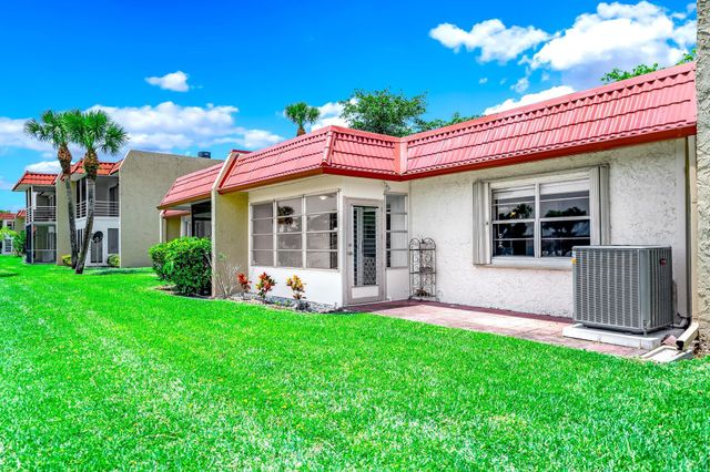 154 Lake Dora Drive, West Palm Beach, FL 33411