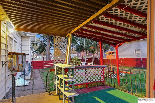 7916 N 30th Street, Omaha, NE 68122