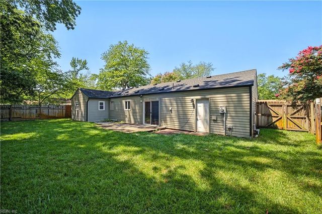 400 Courtney ARCH, Virginia Beach, VA 23452