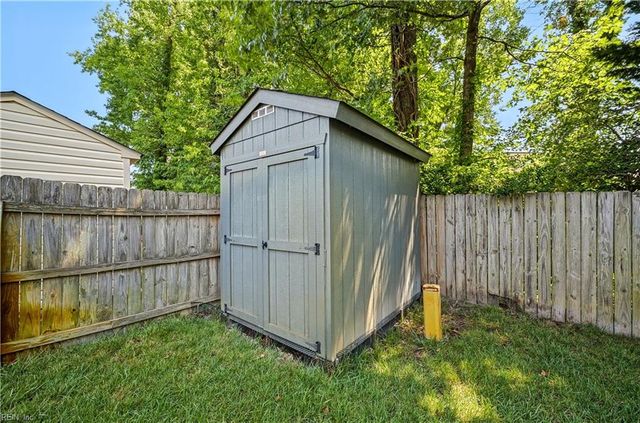 400 Courtney ARCH, Virginia Beach, VA 23452