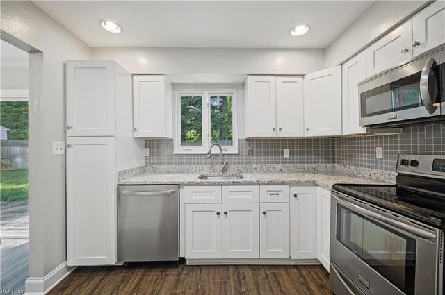 400 Courtney ARCH, Virginia Beach, VA 23452