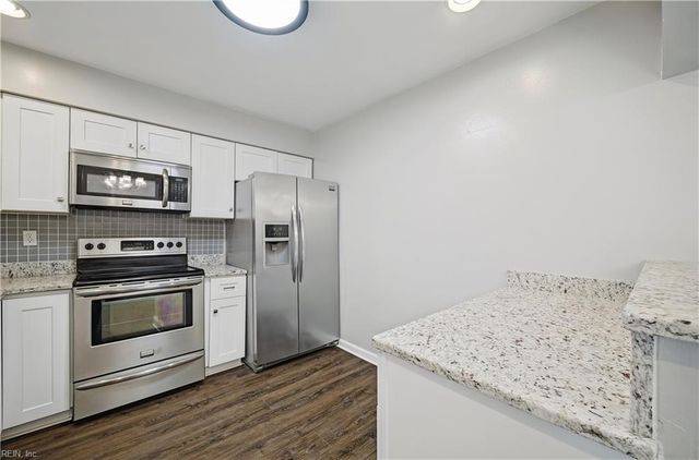 400 Courtney ARCH, Virginia Beach, VA 23452