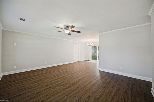 400 Courtney ARCH, Virginia Beach, VA 23452