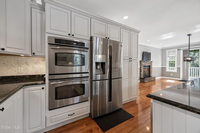 9 Sweetbriar Drive, Wilton, NY 12831