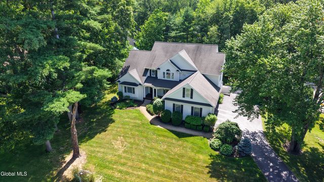 9 Sweetbriar Drive, Wilton, NY 12831