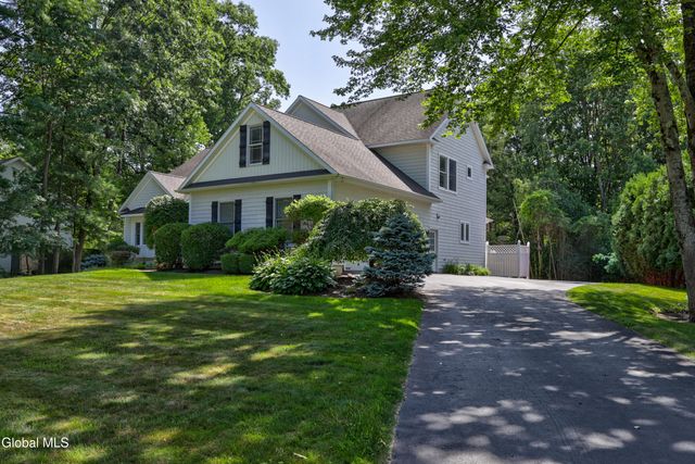9 Sweetbriar Drive, Wilton, NY 12831