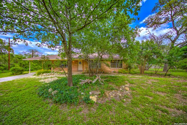 105 Walnut Grove Rd, Boerne, TX 78006