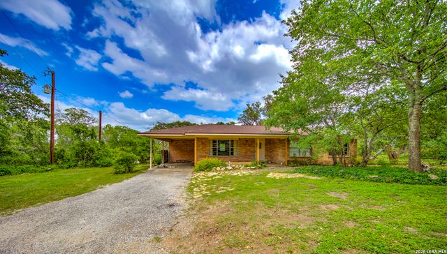 105 Walnut Grove Rd, Boerne, TX 78006