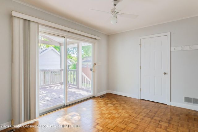 328 N Clemens Avenue, Lansing, MI 48912