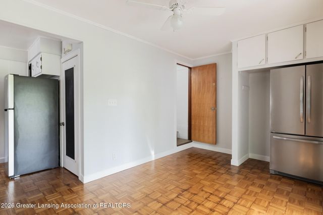 328 N Clemens Avenue, Lansing, MI 48912