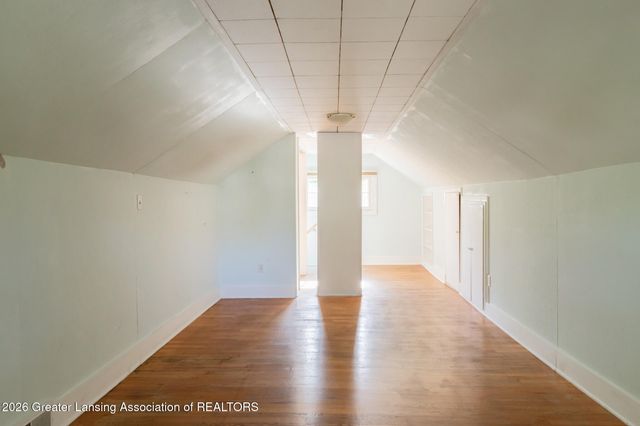 328 N Clemens Avenue, Lansing, MI 48912
