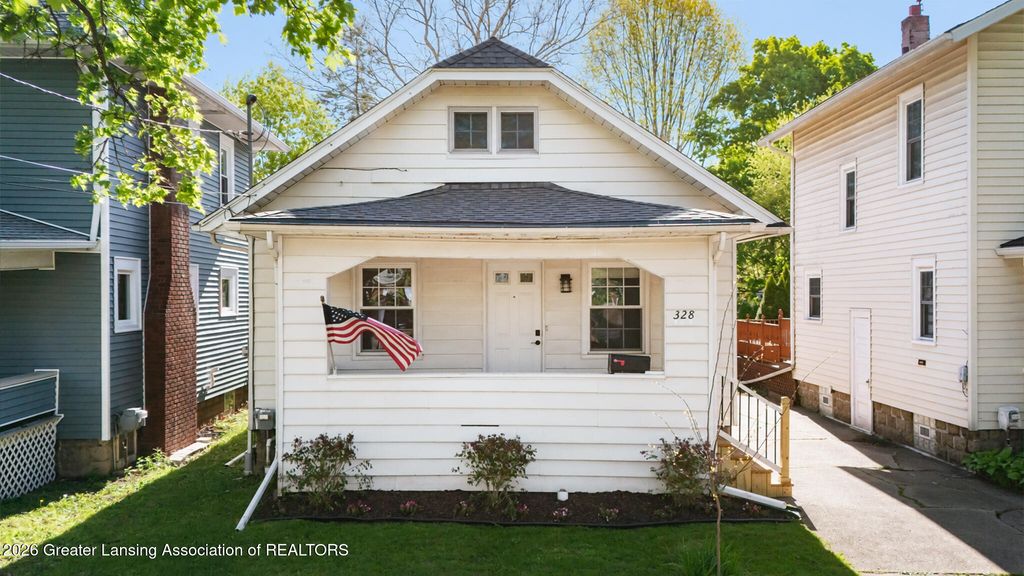 328 N Clemens Avenue, Lansing, MI 48912