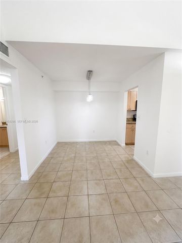 7220 NW 179 St 201, Hialeah, FL 33015