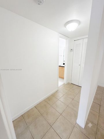 7220 NW 179 St 201, Hialeah, FL 33015