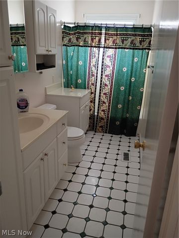 3415 Center Drive, Parma, OH 44134