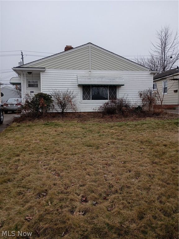 3415 Center Drive, Parma, OH 44134