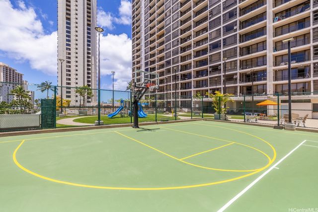 201 Ohua Avenue T2-3011, Honolulu, HI 96815