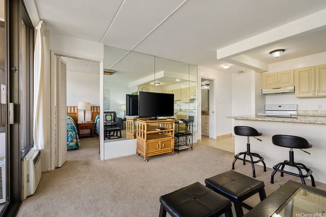 201 Ohua Avenue T2-3011, Honolulu, HI 96815