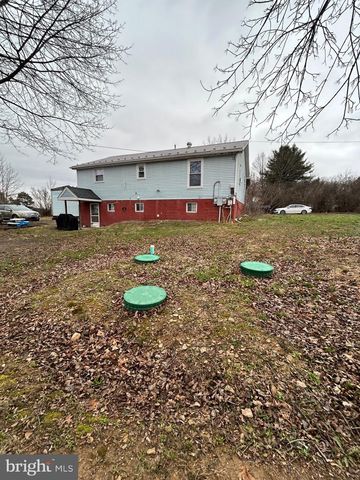 100 YORDY CIR, Winfield, PA 17889