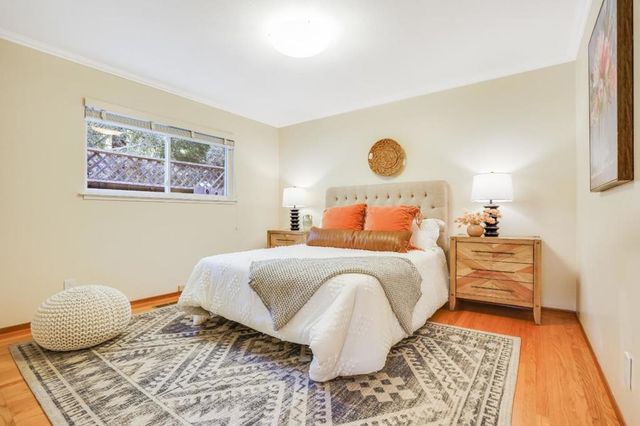 W Oakwood Boulevard, Redwood City, CA 94061