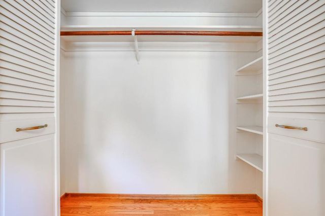 W Oakwood Boulevard, Redwood City, CA 94061