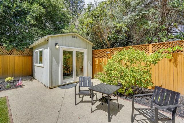 W Oakwood Boulevard, Redwood City, CA 94061