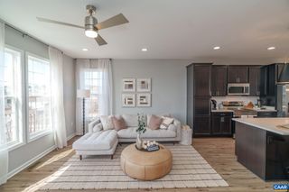 304 CHESHIRE LN, Waynesboro, VA 22980