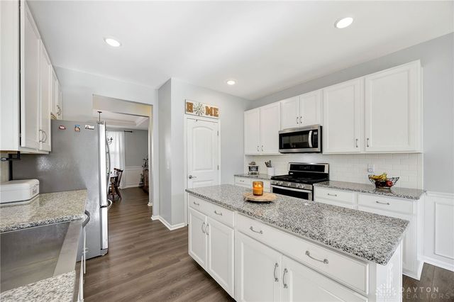 64 English Oak Lane, Springboro, OH 45066