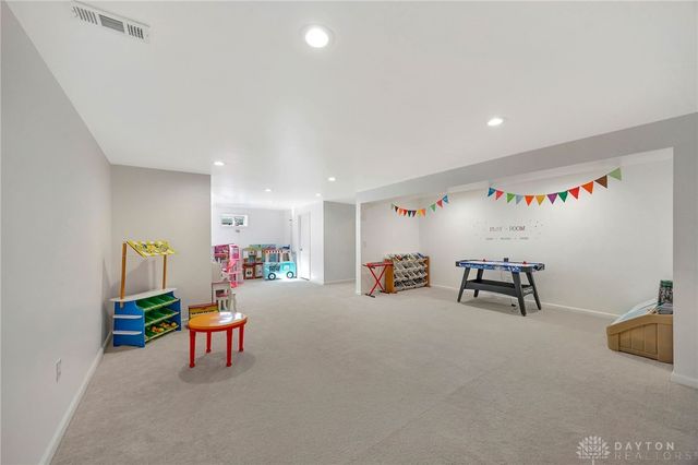 64 English Oak Lane, Springboro, OH 45066