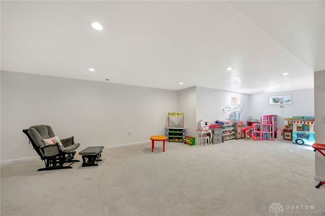 64 English Oak Lane, Springboro, OH 45066