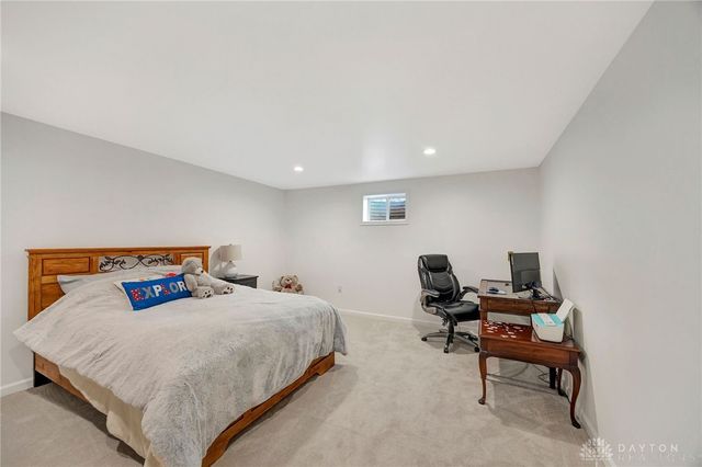 64 English Oak Lane, Springboro, OH 45066