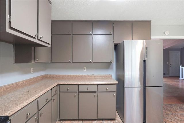 473 Raven Springs Trail, Stone Mountain, GA 30087