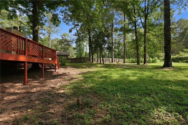 473 Raven Springs Trail, Stone Mountain, GA 30087