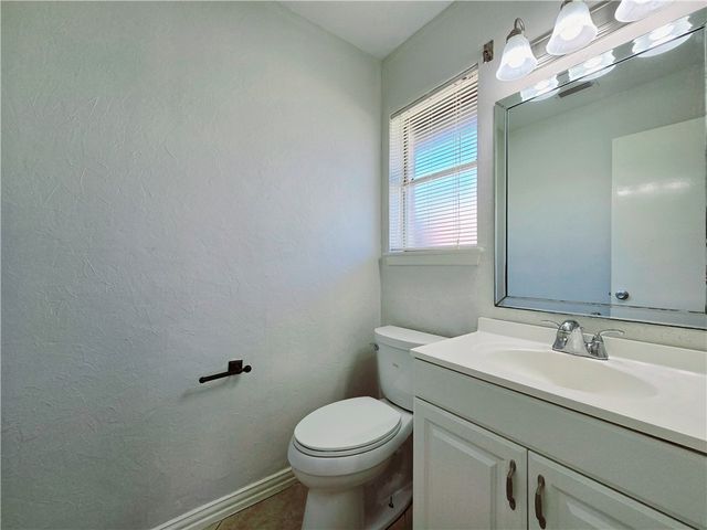 3338 Bali Dr, Corpus Christi, TX 78418