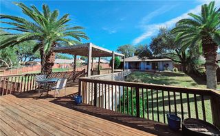 3338 Bali Dr, Corpus Christi, TX 78418