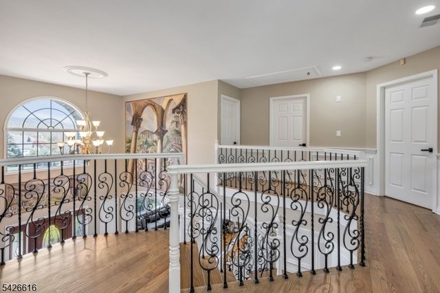 18 Renshaw Dr, Montville Twp., NJ 07045