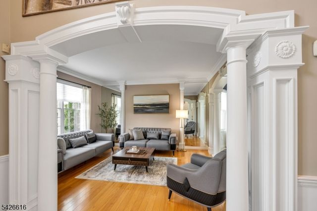 18 Renshaw Dr, Montville Twp., NJ 07045