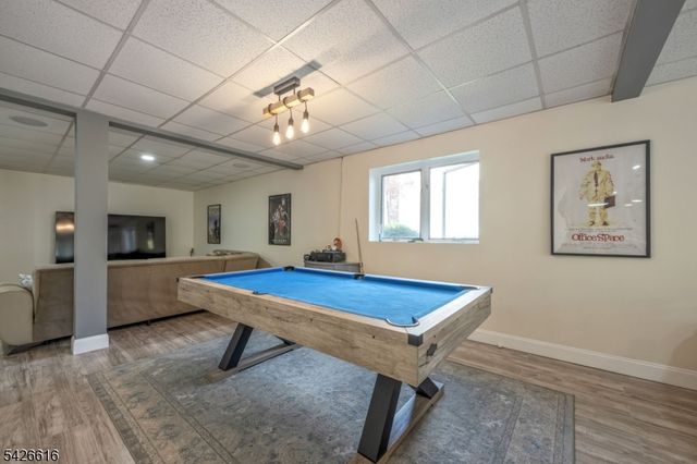 18 Renshaw Dr, Montville Twp., NJ 07045