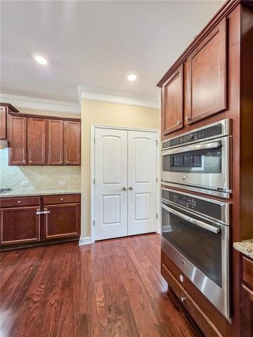 5620 Shiloh Woods Drive, Cumming, GA 30040