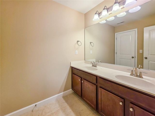 5620 Shiloh Woods Drive, Cumming, GA 30040