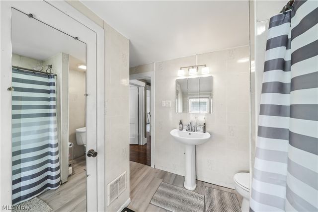 308 Arlington Boulevard, Newton Falls, OH 44444